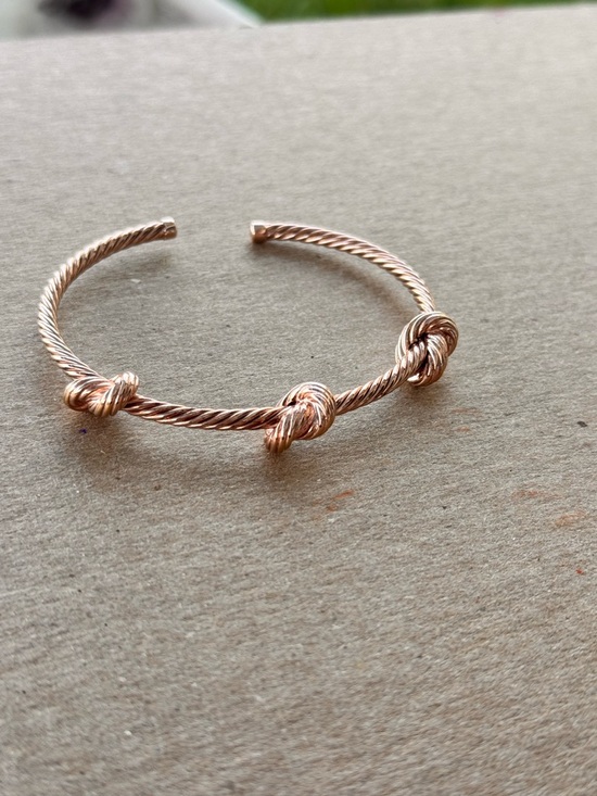 The Unbranded Brand Jewelry - Rose Gold Sterling Silver 925  Knot Cuff Bracelet